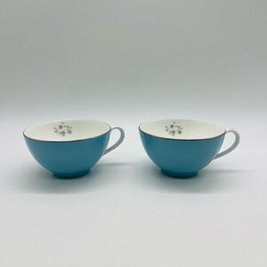 Royal Doulton Blue and White Mugs Set of 2 Summer Song Pattern Bone China